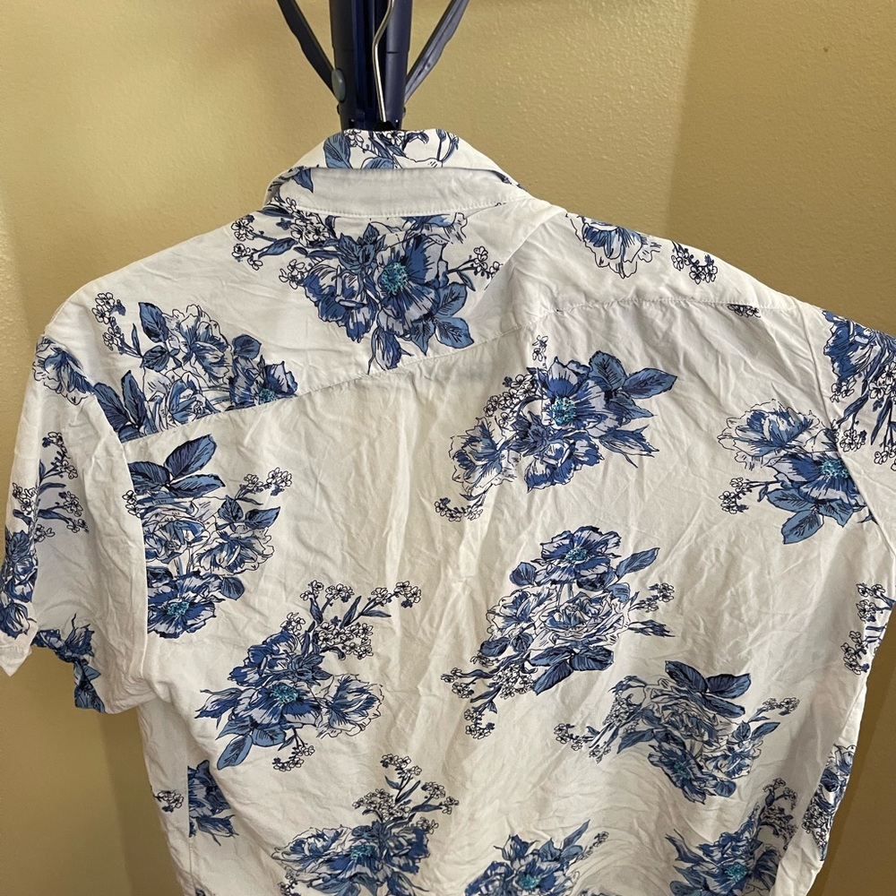 Denim and Flower XL casual button down shirt
